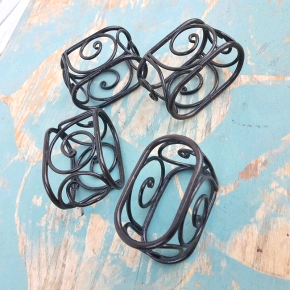 4 Napkin Rings Serveware Dining Essentials Metal - Picture 3 of 9